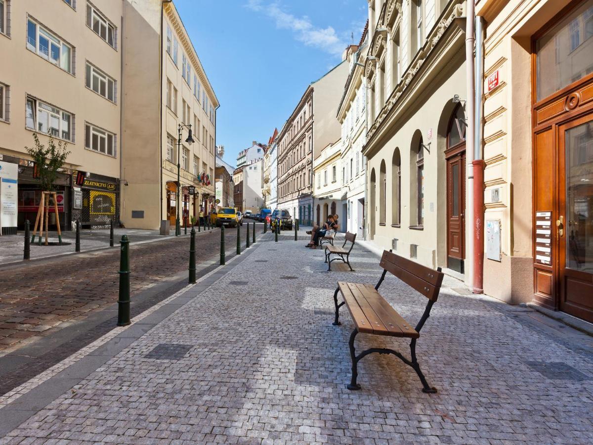 Lovely Prague Apartments - Truhlarska Exterior photo